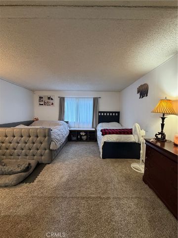 29021 Bouquet Canyon 290, Saugus, CA 91390