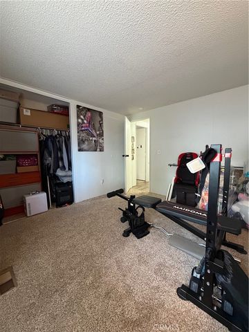 29021 Bouquet Canyon 290, Saugus, CA 91390