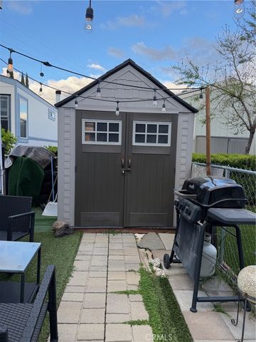 29021 Bouquet Canyon 290, Saugus, CA 91390