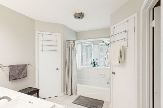 4202 Blossom Trail, Arlington, TX 76016