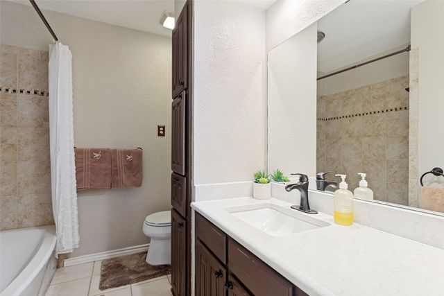 4202 Blossom Trail, Arlington, TX 76016