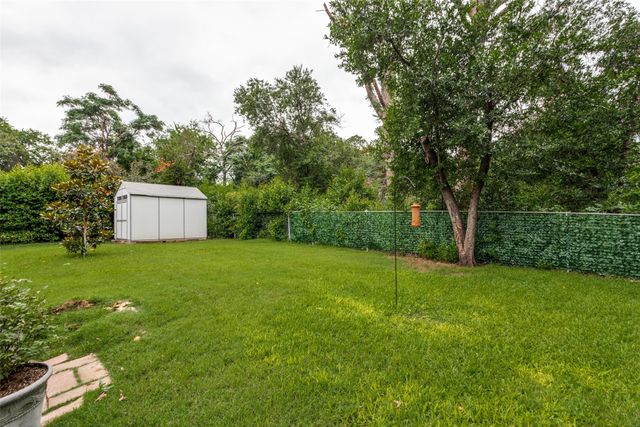 4202 Blossom Trail, Arlington, TX 76016