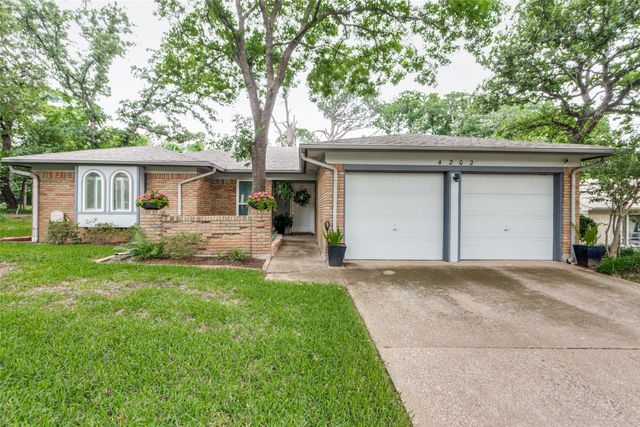 4202 Blossom Trail, Arlington, TX 76016