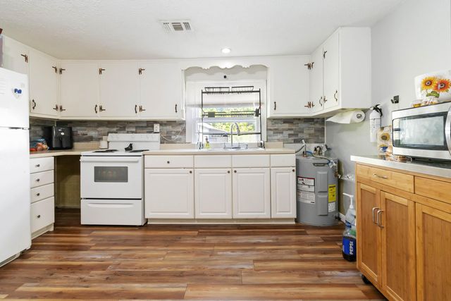 15660 Hwy 192, Somerset, KY 42501