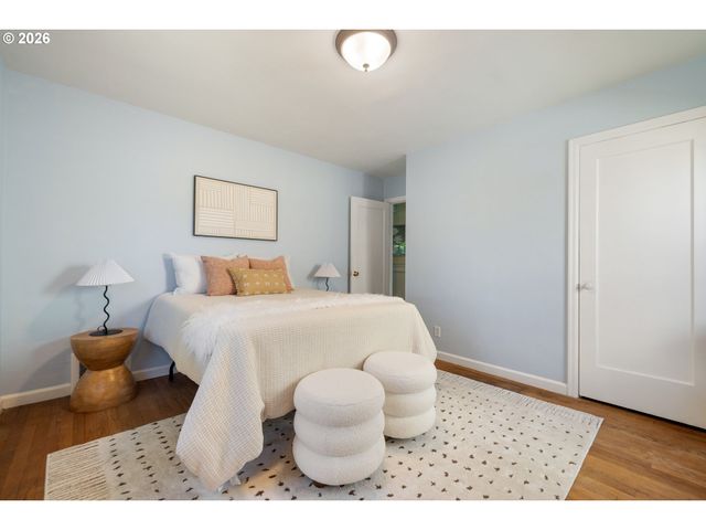 4567 Ne 83RD Ave, Portland, OR 97220
