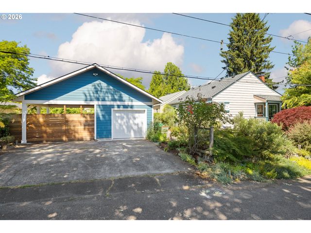 4567 Ne 83RD Ave, Portland, OR 97220