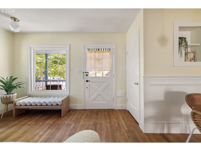 4567 Ne 83RD Ave, Portland, OR 97220