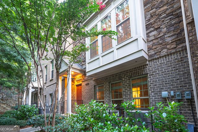 2166 Rock Creek Park, Decatur, GA 30033