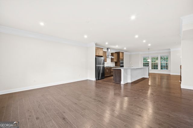 2166 Rock Creek Park, Decatur, GA 30033