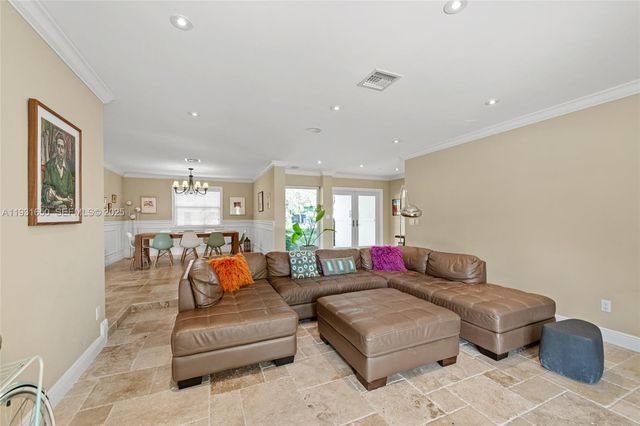 7360 SW 115th St, Pinecrest, FL 33156