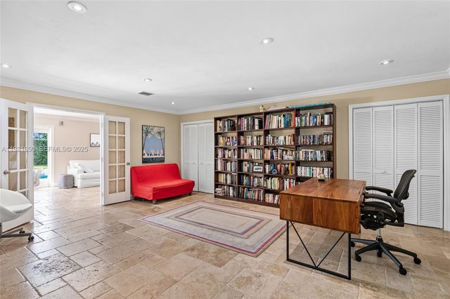 7360 SW 115th St, Pinecrest, FL 33156