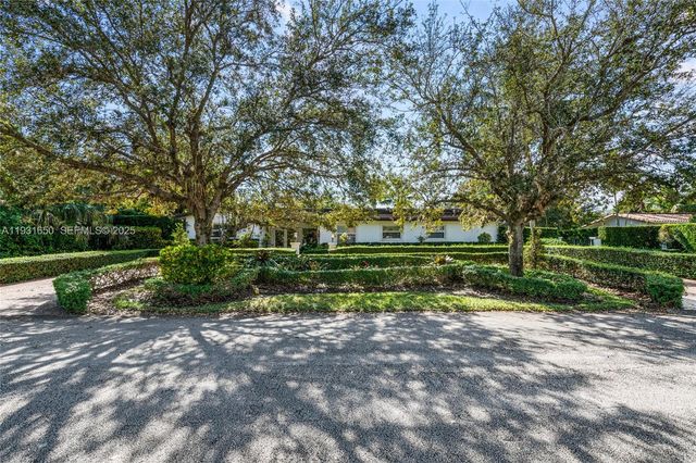 7360 SW 115th St, Pinecrest, FL 33156