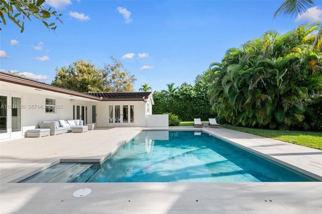 7360 SW 115th St, Pinecrest, FL 33156