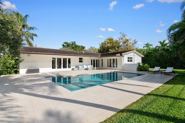 7360 SW 115th St, Pinecrest, FL 33156