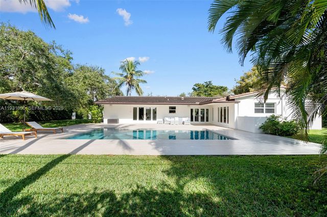 7360 SW 115th St, Pinecrest, FL 33156