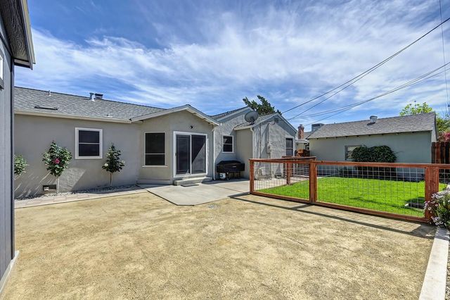 3422 David Way, Sacramento, CA 95820