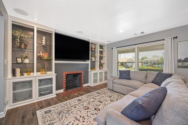 3422 David Way, Sacramento, CA 95820