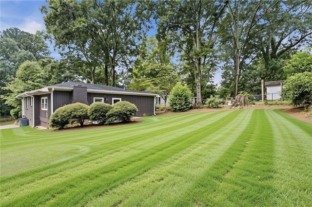272 Cascade Drive NW, Marietta, GA 30064