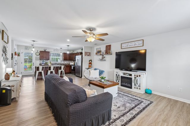 5345 Compass Way, Christiana, TN 37037