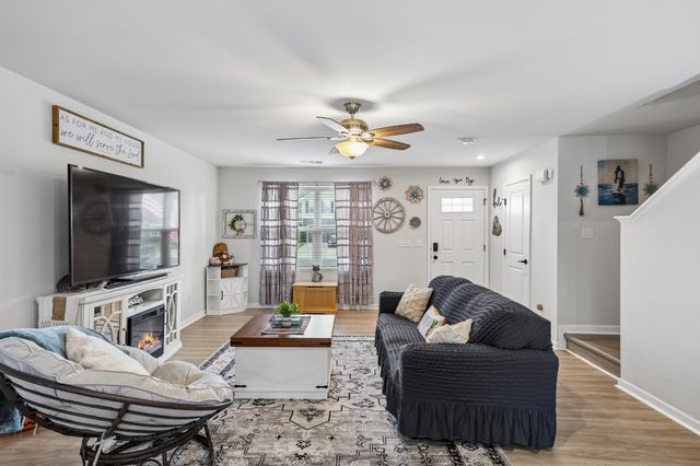 5345 Compass Way, Christiana, TN 37037