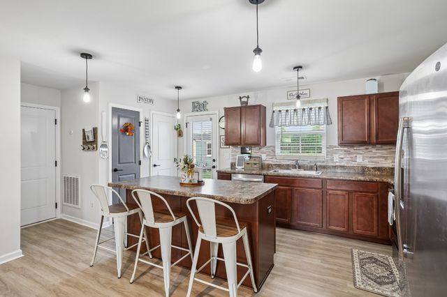 5345 Compass Way, Christiana, TN 37037