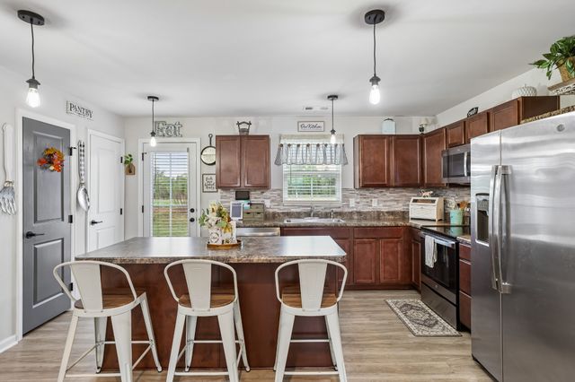 5345 Compass Way, Christiana, TN 37037