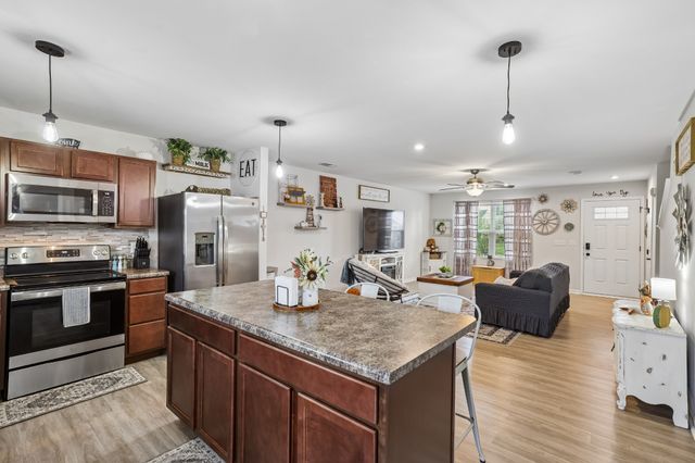 5345 Compass Way, Christiana, TN 37037