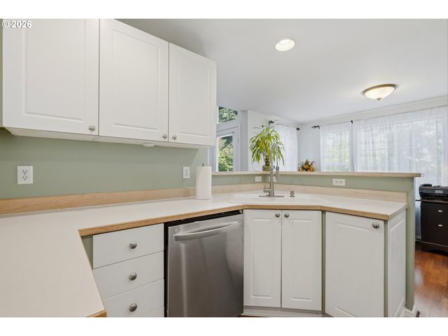 14411 Sw BARROWS Rd, Beaverton, OR 97007