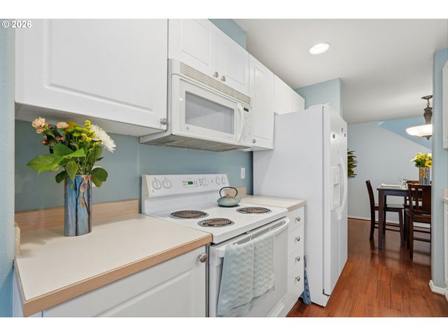 14411 Sw BARROWS Rd, Beaverton, OR 97007