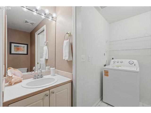 14411 Sw BARROWS Rd, Beaverton, OR 97007