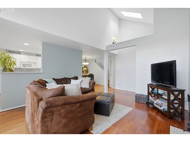 14411 Sw BARROWS Rd, Beaverton, OR 97007