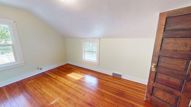 928 N 16th STREET, Manitowoc, WI 54220