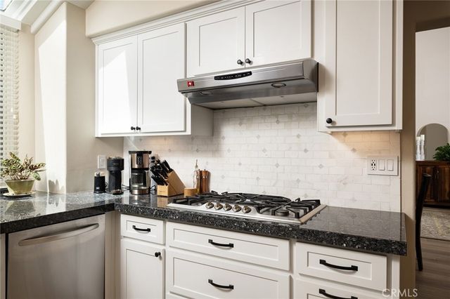 33 Calle Del Norte, Rancho Santa Margarita, CA 92688