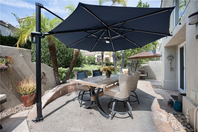 33 Calle Del Norte, Rancho Santa Margarita, CA 92688
