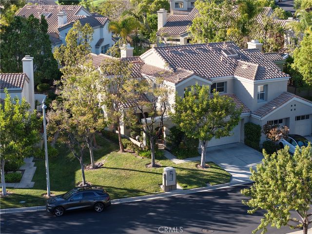 33 Calle Del Norte, Rancho Santa Margarita, CA 92688