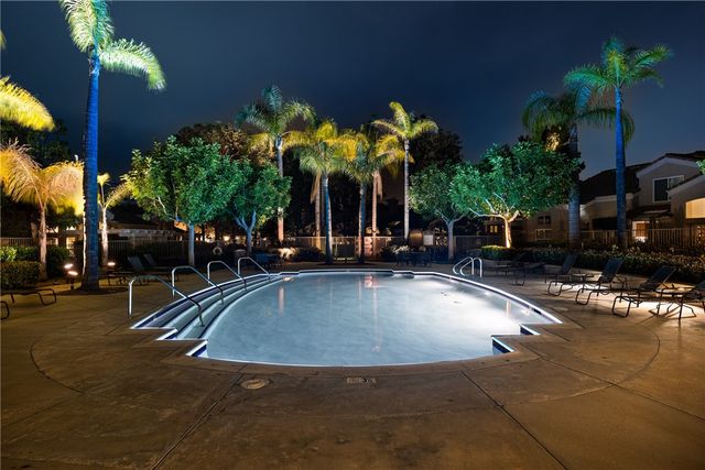 33 Calle Del Norte, Rancho Santa Margarita, CA 92688
