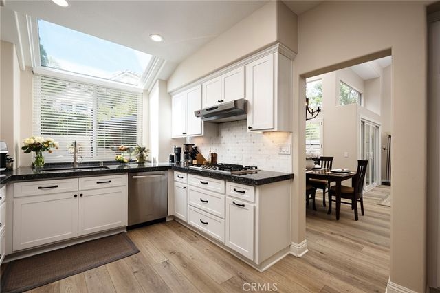 33 Calle Del Norte, Rancho Santa Margarita, CA 92688