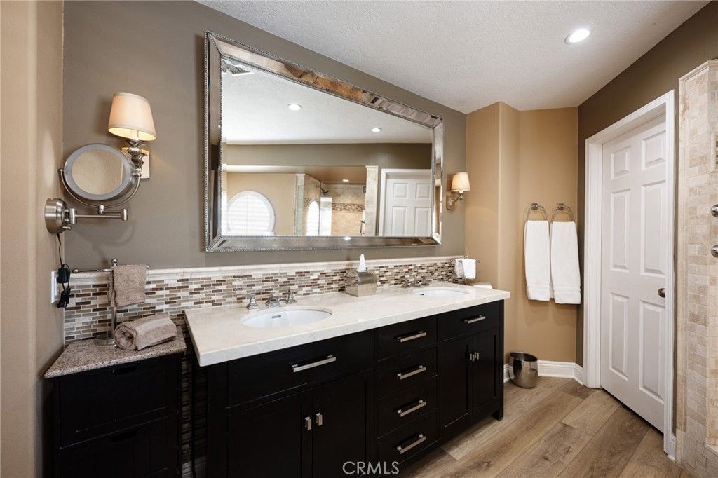 Image 17 of property listing at 33 Calle Del Norte, Rancho Santa Margarita, CA 92688