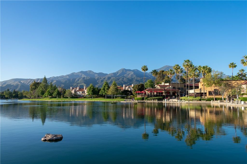 Image 57 of property listing at 33 Calle Del Norte, Rancho Santa Margarita, CA 92688