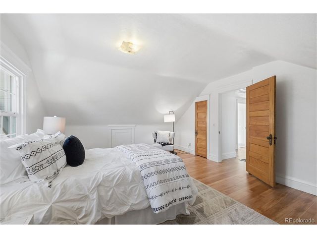 1380 S Logan St, Denver, CO 80210