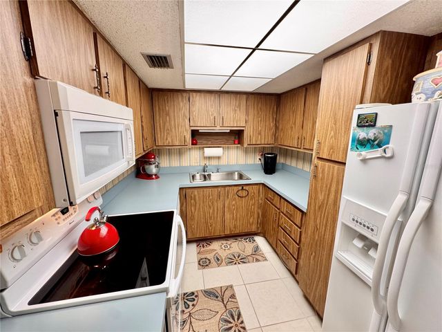 21280 BRINSON AVENUE 218, Port Charlotte, FL 33952