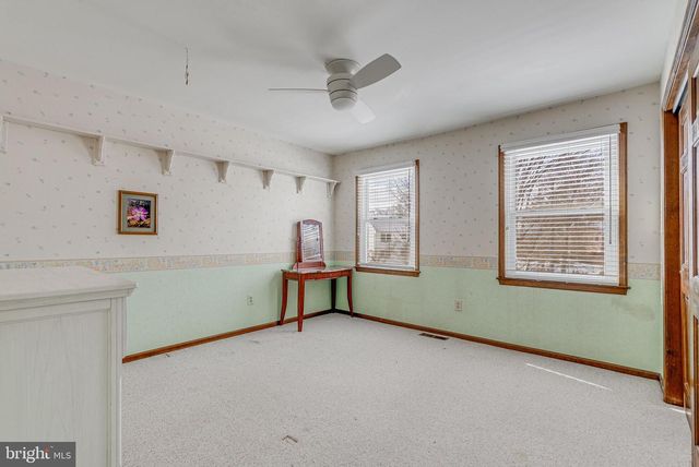 514 FOXWOOD DR, Mount Laurel, NJ 08054