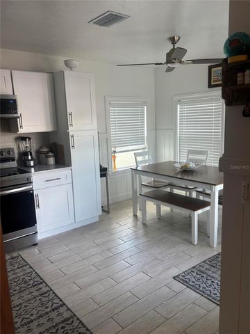 470 S MCCALL ROAD 8, Englewood, FL 34223