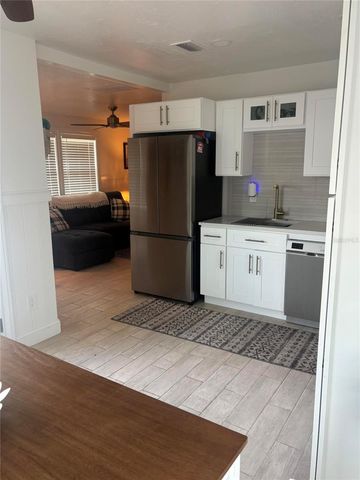 470 S MCCALL ROAD 8, Englewood, FL 34223