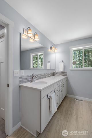 7506 91st Ave. SE, Olympia, WA 98513