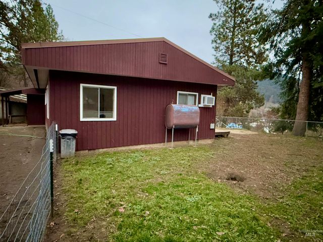 12212 Indio Ave, Orofino, ID 83544