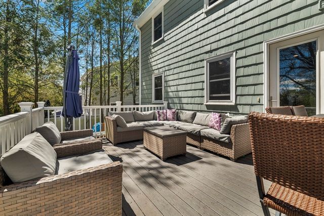 18 Crosstown Ave, Boston, MA 02132