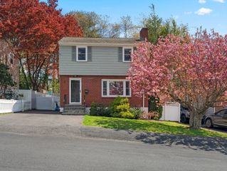 18 Crosstown Ave, Boston, MA 02132