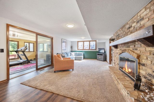 17200 32nd Avenue N, Plymouth, MN 55447