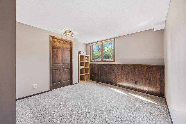 17200 32nd Avenue N, Plymouth, MN 55447